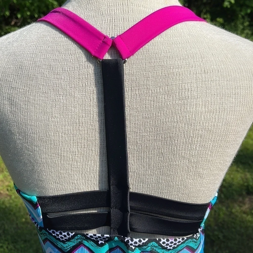 Tankini Swim Top Purple Blue Zigzag Print Y Back womens size medium